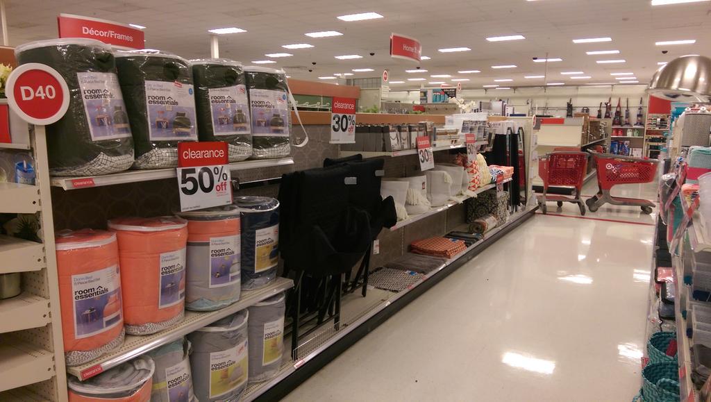 Brandon_T8's tweet photo. Early morning pog productivity!! #ptmwars @BMartin8224 @skaber15 http://t.co/UkNzQKZYGk