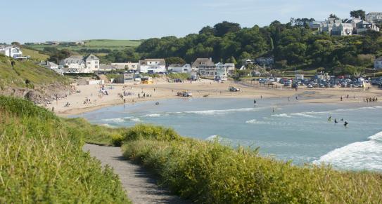 ILoveCornwallUK's tweet photo. Visit somewhere new: Here’s our guide to #Polzeath, a village located on the north coast http://t.co/t4HePuHsC5 http://t.co/u6n5tGnLXa