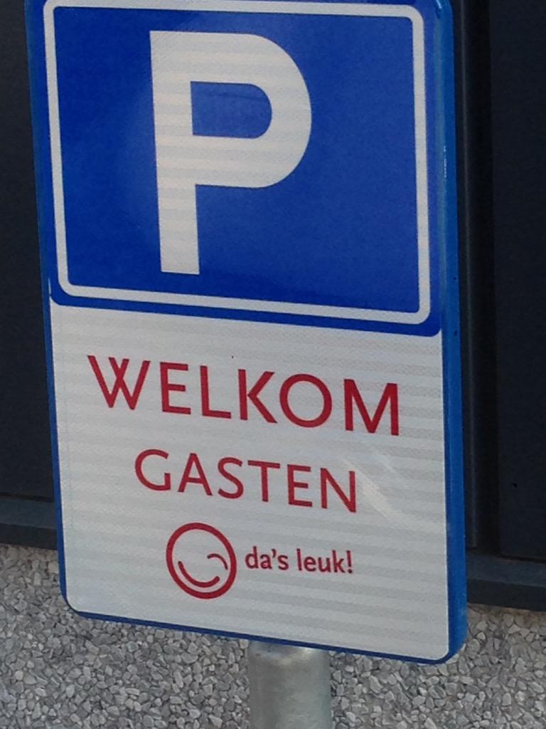 Kijk zo doe je dat... Parkeerplekken voor je gasten (ipv directie) voor de deur. Was weer gezellig Vincent! <a href="/Beercoo/">Beercoo schoonmaak</a>