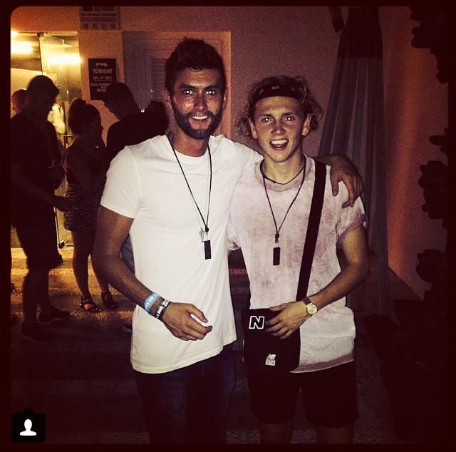 AndyJonesAJ93's tweet photo. Happy birthday to the main man @BenStain hope you have a good brother wish we were back in Ibiza for another summer👊 http://t.co/LHQk0Mk0CG
