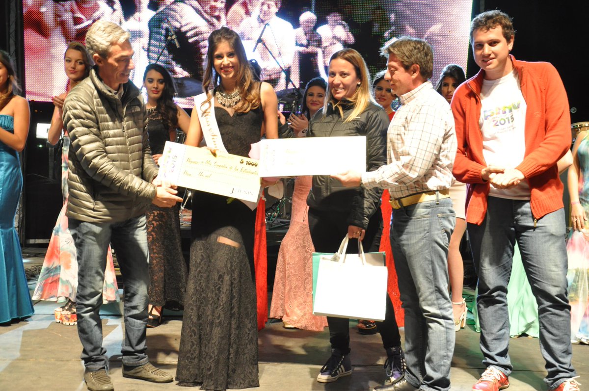 mariomeoni's tweet photo. Ayer realizamos la elección de la Reina de la Primavera, la elegida fue Antonella Tamburina de la Ex Esc. Comercial. http://t.co/4B3tDa3tVI