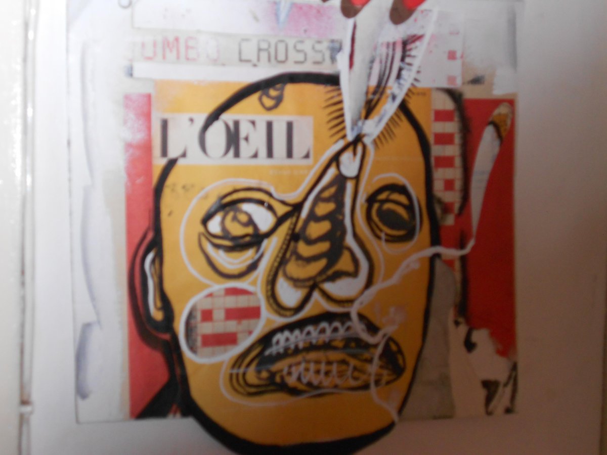 DOG101sans's tweet photo. Snooping at Jim's house... #outsiderart #brighton http://t.co/mz50bUJvHV