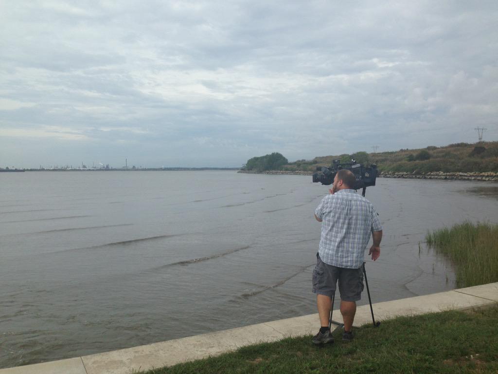 MarkEichmann's tweet photo. On the eastern banks of the Delaware River but still in Delaware. #DelaWhere?#netDE #finnspoint http://t.co/71NzmERc99