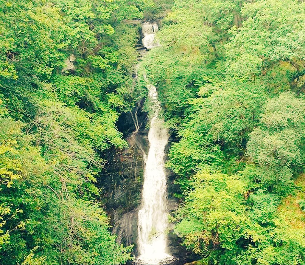 Nayyars's tweet photo. Paradise. Got to run by this waterfall so I stopped for the view. #mountainsofScotland http://t.co/RqdCj27ymP