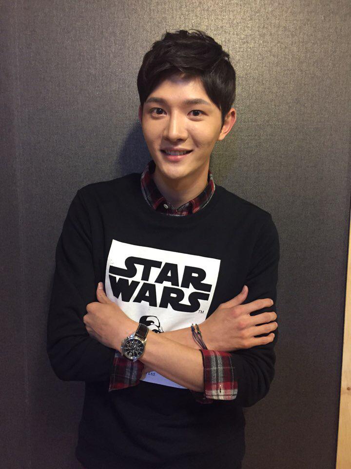 sohot_HL's tweet photo. #생존신고 
오늘은 #닥터리 아니고 #이후림 으로 ㅎㅎ
뮤지컬 오당신이잠든사이 많이 보러오세요!! http://t.co/FYMXwM3w0m