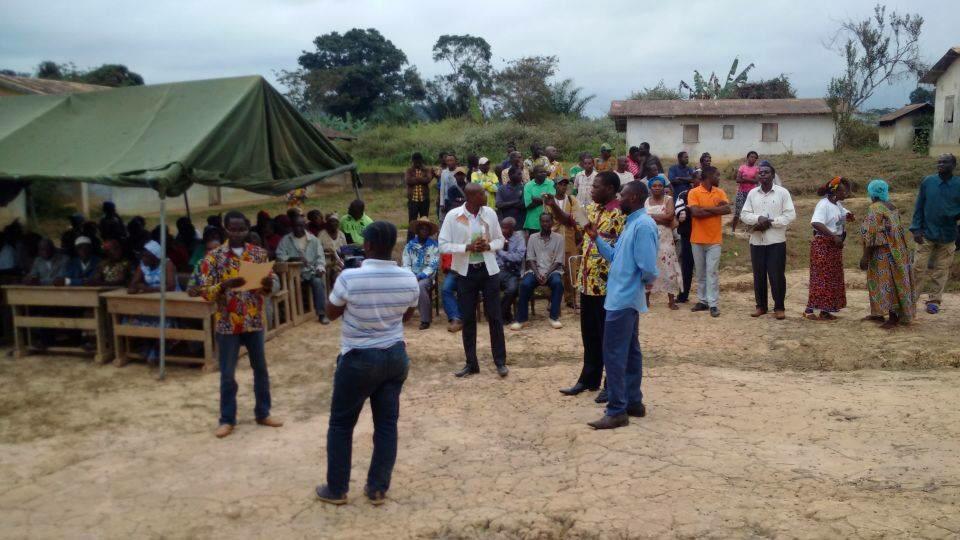 Pegnoudou est petit hameau qui me manque pas de chaleur #CaravaneUJPDG #Gabon