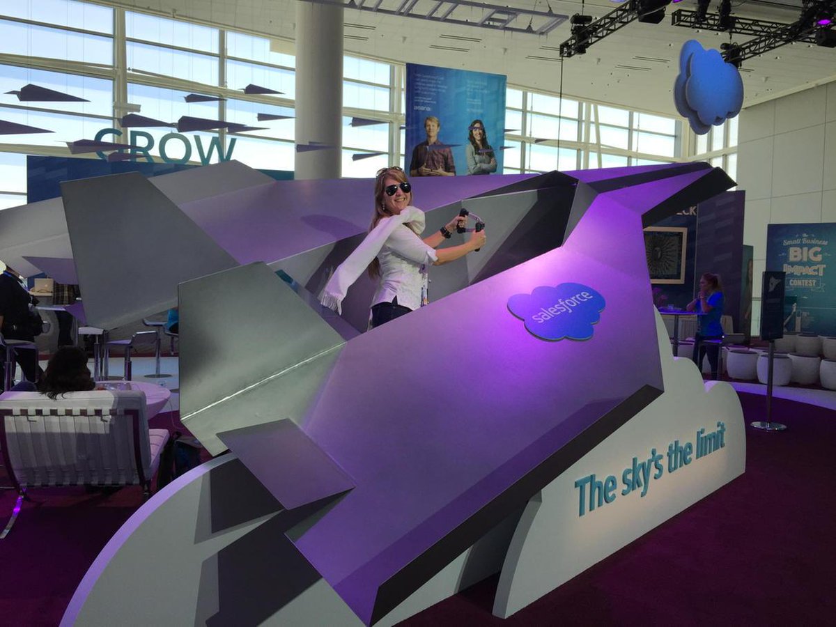 monikdougherty's tweet photo. #SmbLiftOff http://t.co/Aqxsw6yZwf