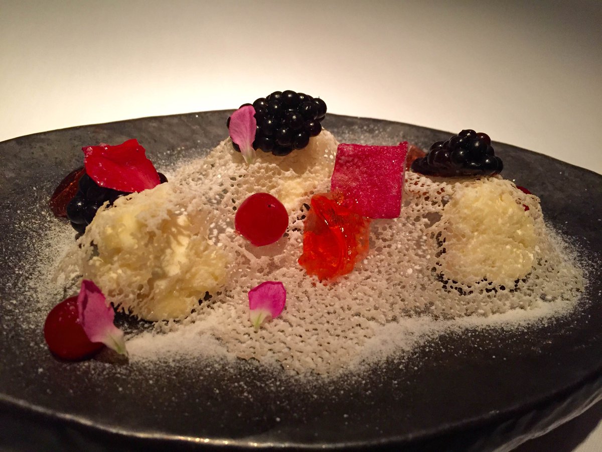 MichelinGuideUK's tweet image. Original &amp;amp; creative food by the Vollmer Brothers @vollmerfood using top ingredients from Skåne #Malmo #MichelinStar