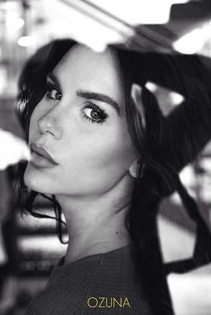 allantmgallery's tweet photo. Cherishing the last bits of summer with gorgeous shots of @AlexandraAgro by Victor Ozuna. http://t.co/RgjE8gh6cj http://t.co/gA4nnOyB9W