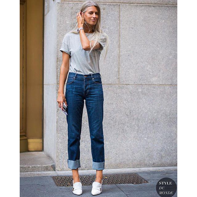 musestyledotcom's tweet photo. Major crush on @sarahharrisuk's outfit, because even if it looks simple to you, there's a "je ne sais quoi" ! #LFW http://t.co/haZKBcxUFY