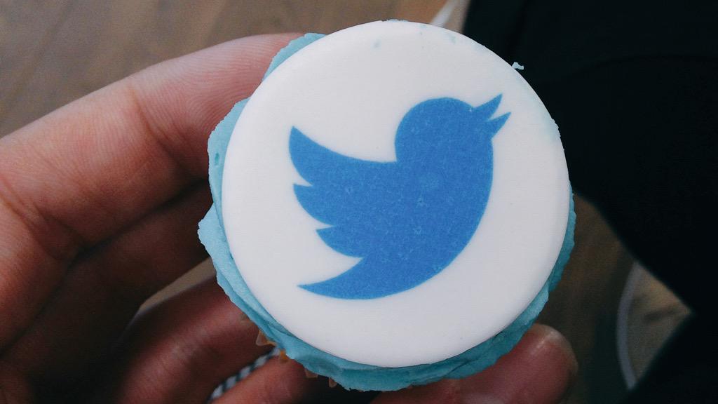 KevinHingley's tweet photo. Oh hai @TwitterUK @SMG_London #PrecisionIgnite http://t.co/BcnP8PNbzd