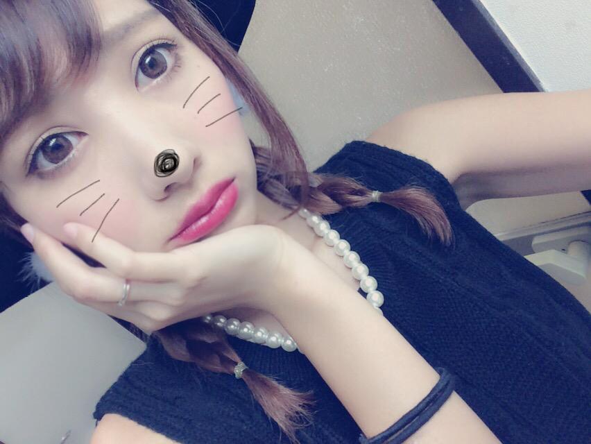 chaaruu0902's tweet photo. @II8_JI4 
あやかちゃん！このカラコンなに使ってるの？👀💘 http://t.co/AjsLGaapur