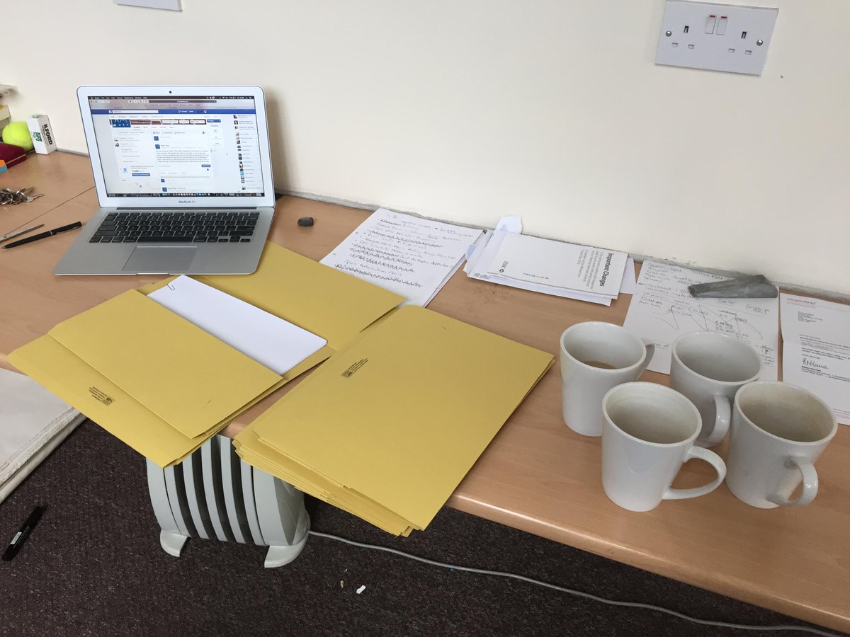YWAMYork's tweet photo. Working hard in the office - processing application for the Jan 2016 Photography DTS. I love my job! #DTS #YWAM http://t.co/G134zUdQ4g