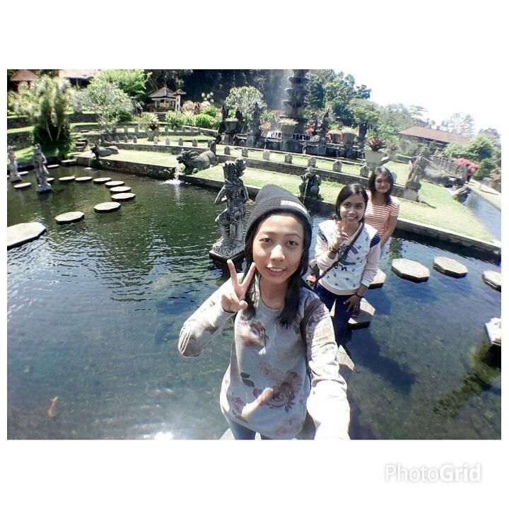 Tirta gangga temple..
With 2 cute people, Bali
#eksplorebali ♡♥♡