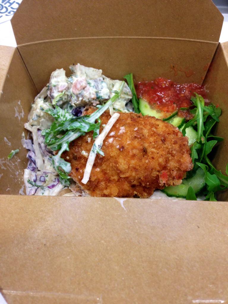 LondonLunchie's tweet photo. @thegoodschnit for lunch. Looking good! http://t.co/YJdXhr1pgv