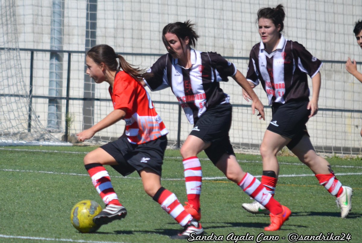 #FOTOS del partido <a href="/CD_KirolSport/">C.D. Kirol Sport</a> 5-1 <a href="/CastejonCD/">CD.Castejon</a> (20-09-2015)
<a href="/NavarraFemenino/">RegionalFemenino</a> #futfem 
goo.gl/photos/XmRAfhF…