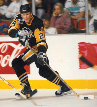 Happy Birthday Troy Loney the former WHLer, Penguin, Duck, Islander, & Ranger is 52 today 9.21.15 
