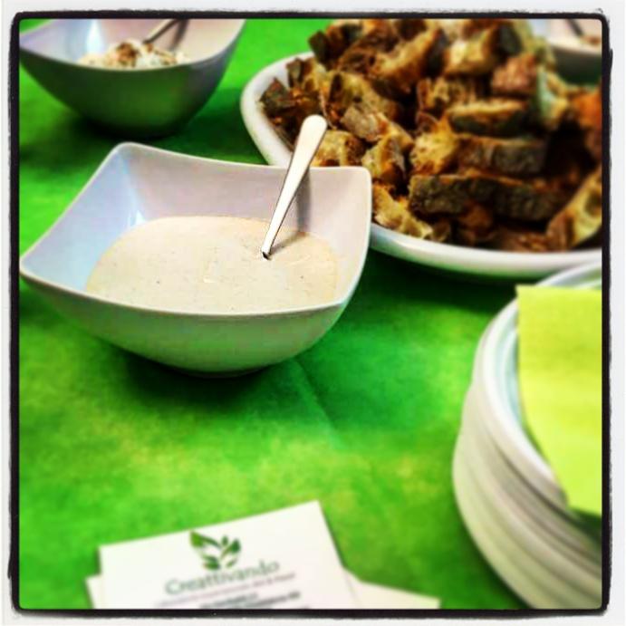 creattivati's tweet photo. Agliata 500esca #antichericette #Messisbugo #Liguria #rollidays @GenovaEventi @TurismoLiguria @Miti_Vigliero @ricette http://t.co/KPBzHQEkaz