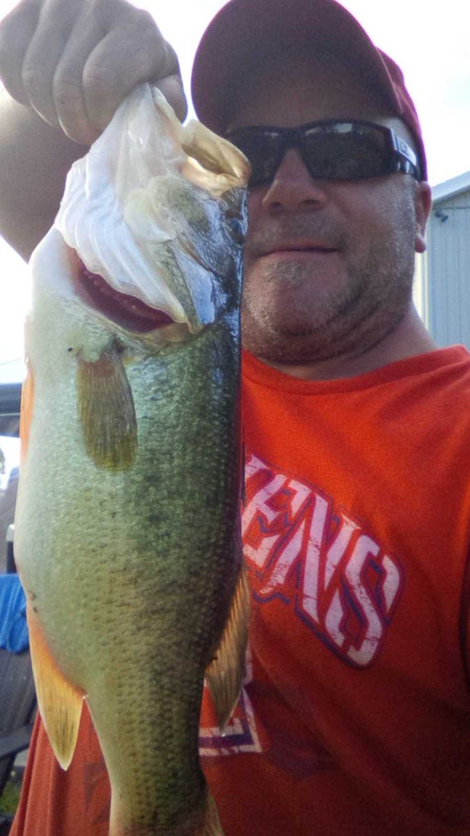 Tacot1969Jeff's tweet photo. Nothing like some bass to start the day #LiquidMayhem #bassfishing #fishon #bassassasin http://t.co/KTHlYeXdOU