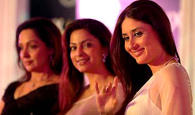 Wishes very happy birthday to kareena kapoor. Good wishes from all fans 