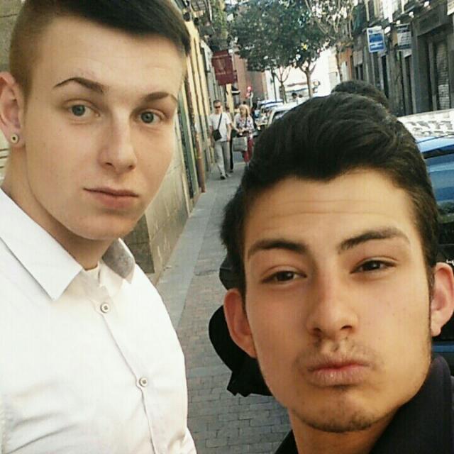 TylerRoding's tweet photo. A por esclavos http://t.co/6qX7qytBbk