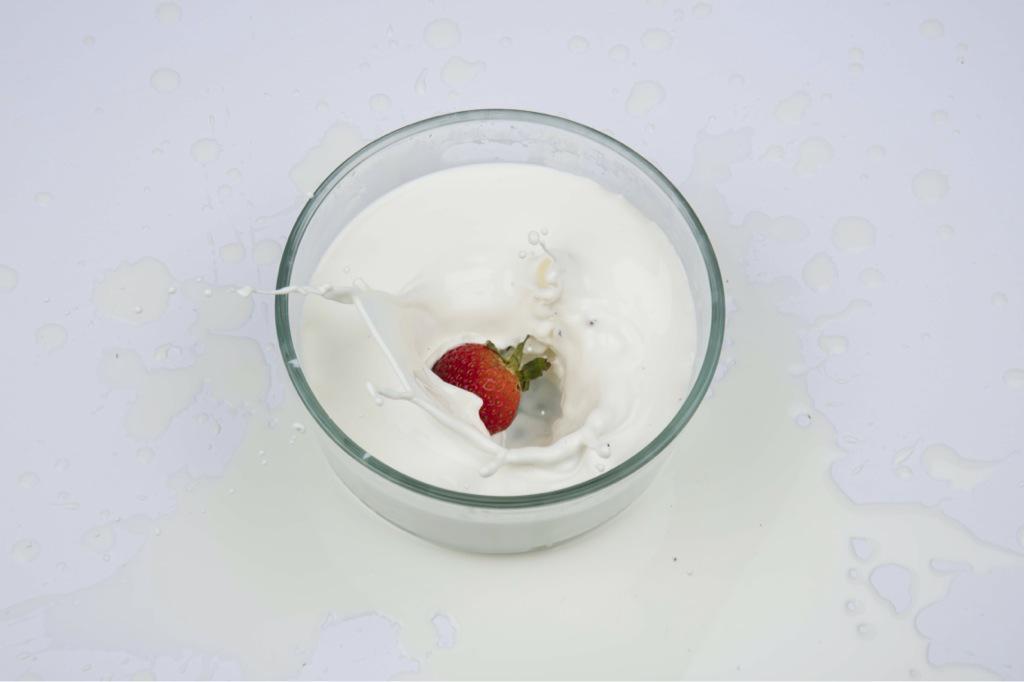 #splashed #strawberries into #cream yesterday #whatamess #strawberriesncream #8mmmedia