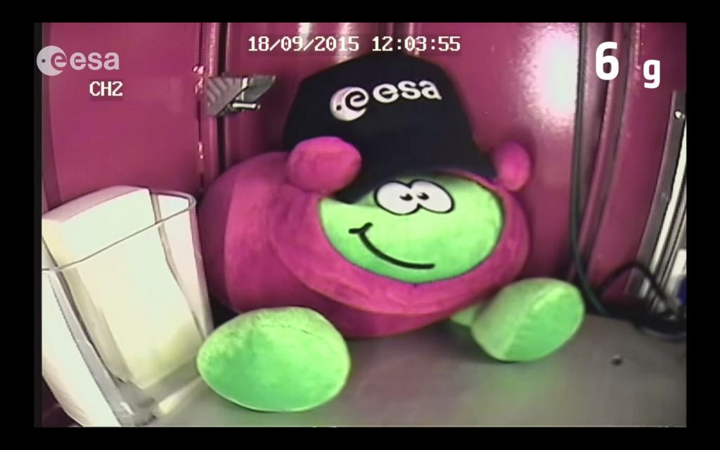 Paxi_ESAKids's tweet photo. Weeeeee! Now I know how it feels to spin in the LDC gondola!! #gravity https://t.co/P7XinqQ5QY http://t.co/C6aNVUR2yb
