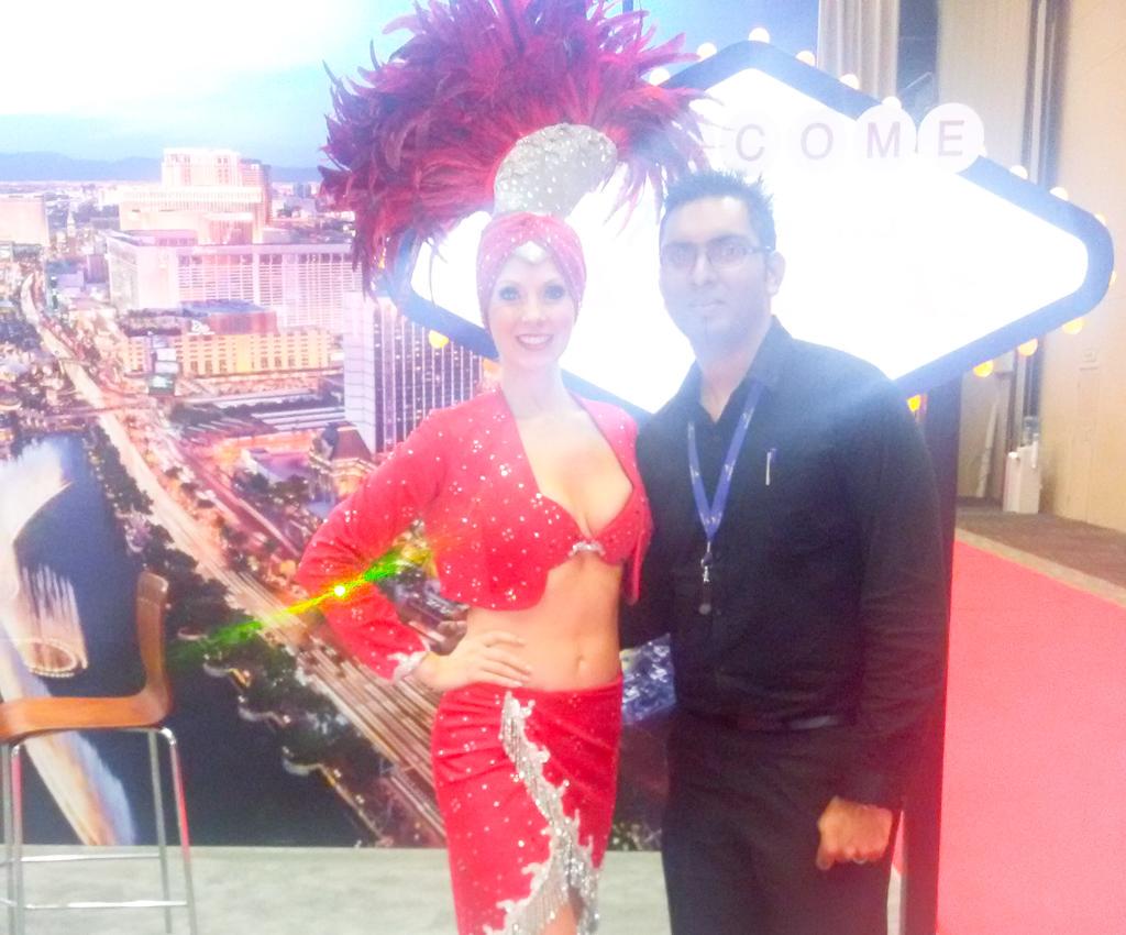 uvo_vision's tweet photo. @LVCVA  an epic experience at world routes. Planning a trip to Las Vegas after meeting these great people. http://t.co/Ne2qez2btS
