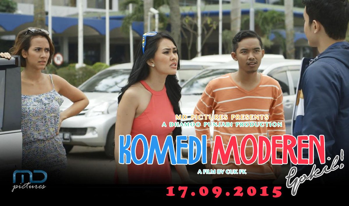 MDPictures's tweet photo. Ini adegan apa ya? Penasaran kan? Nonton #KomediModerenGokil di bioskop! @KarthykaPutri @NadineA_Dewi @Dodit_Mulyanto http://t.co/eDQQ59Elrg