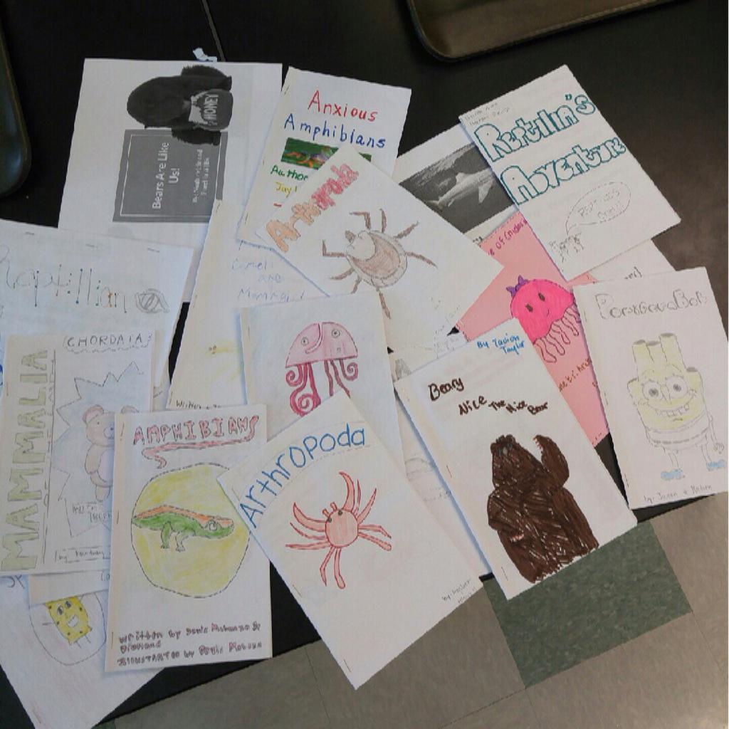 HaddockScience's tweet image. Honors Biology classification children's books. #khscd #awesome