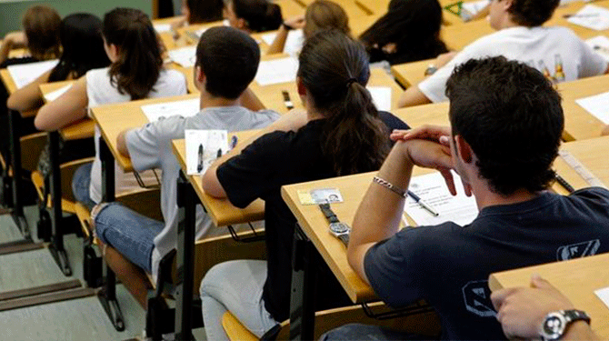 CircuitoExitos's tweet photo. Conoce los Master y diplomados en Cambridge Graduate University International http://t.co/PFsyDHkNPG http://t.co/DUINXaXe2p