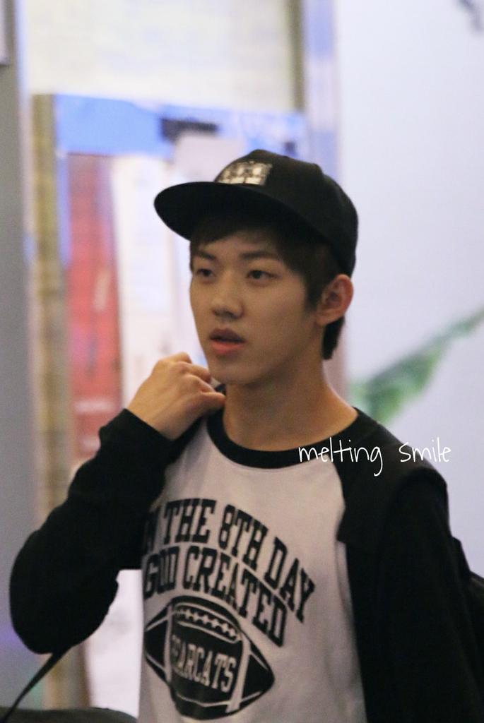 meltingsmile_dw's tweet photo. 150921 KBS 슈키라 퇴근 #데이식스 #Day6  #dowoon #도운 http://t.co/5tgB0YmP9B