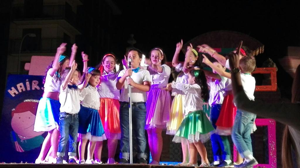 FConstitucio's tweet photo. Graçies a tots per el #MigAnyFaller #Falles2016 #Carcaixent http://t.co/CiCrGRbywr