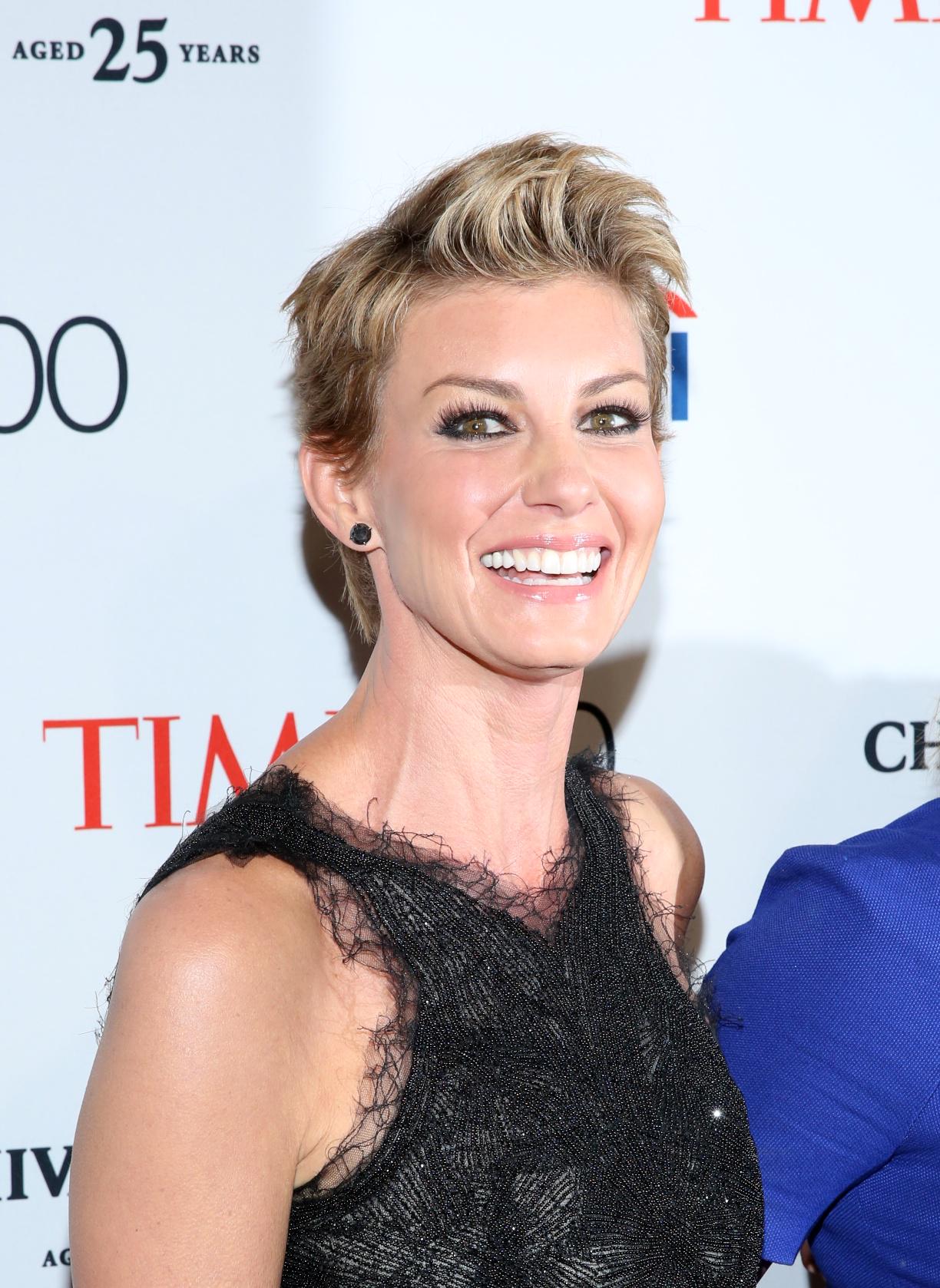 Happy 48th birthday Faith Hill! 