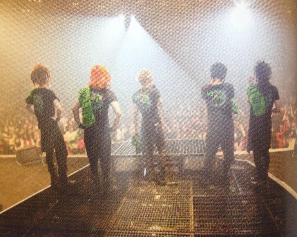 choki_xoxo's tweet photo. *⌒⌒⌒⌒⌒⌒*
「逢いたい…」
逢いたい気持ち
抑えられない
*⌒⌒⌒⌒⌒⌒*

#全国のTeamABCと繋がりたい 
#Acid Black Cherry http://t.co/fUE91EcLsM