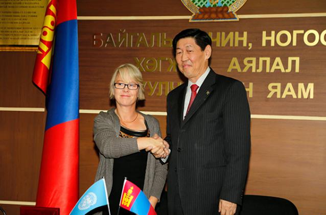 #Mongolia <a href="/UNREDD/">UN-REDD Programme</a> Programme budgets $4 million for deforestation | <a href="/montsameMN/">МОНЦАМЭ-Монгол</a>​, September 21
en.montsame.mn/politics/natio…