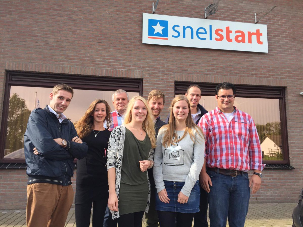 KedaConsult's tweet image. Geslaagd bedrijfsuitje: op bezoek bij het kantoor van #SnelStart en loopfietsen 'loopt uw boekhouding ook zo lekker?'