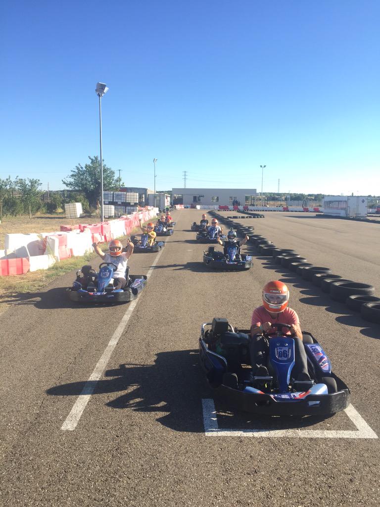 KartingSanPablo's tweet photo. #DOMINGOKSP http://t.co/frWU1ooips