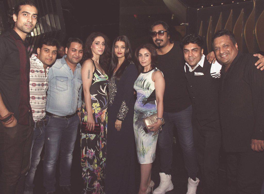 Embedded image permalink