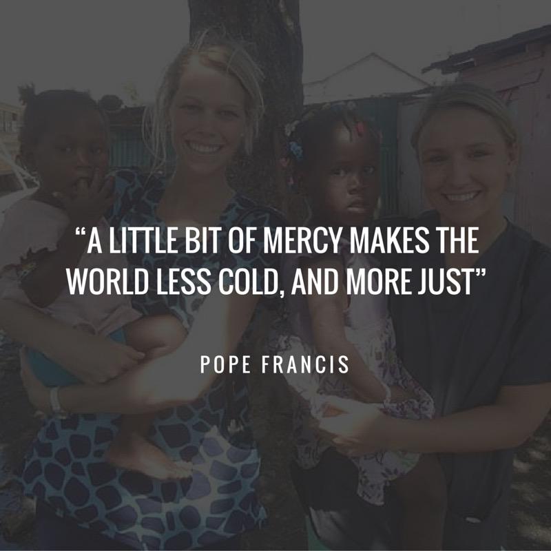 GMercyU's tweet photo. Happy Mercy Week, Griffins! And what better way to celebrate than with Pope Francis! #GMercyUPope #HigherEdWithPope http://t.co/ZlGRaCjy2O