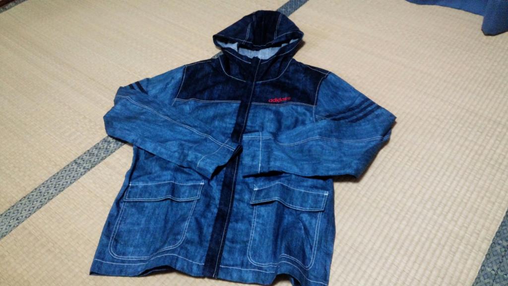 使わないと思われる アウトレットで買ったもの Adidasジーンズ風ナイロンパーカー Nikeのair Maxシューズ Fred Perryのリバーシブルジャケット Http T Co Ugqpjddo2y