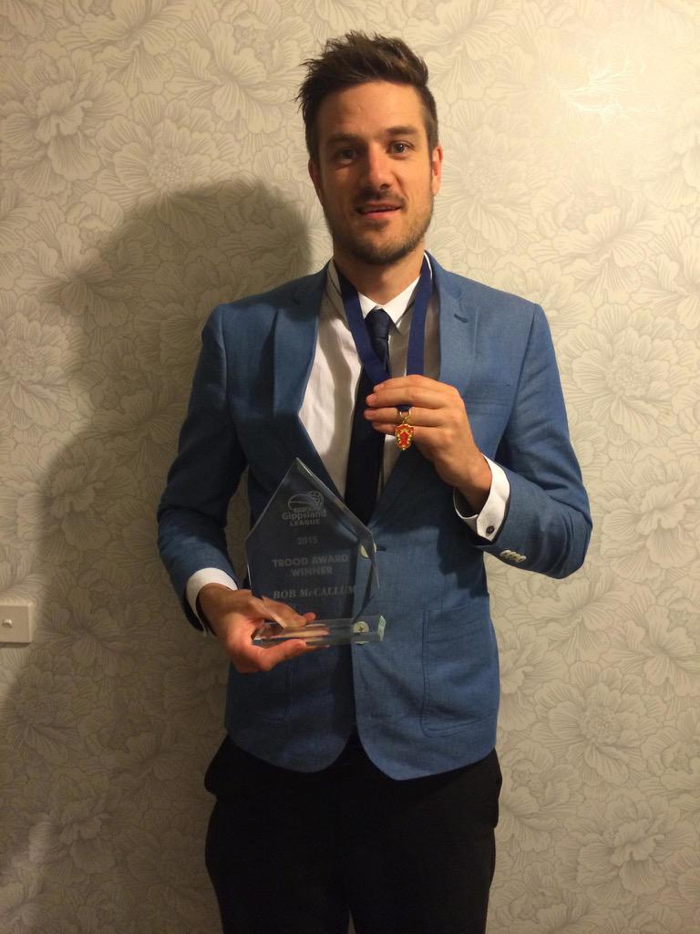 BMac_44's tweet photo. Shocked but absolutely stoked to win the gippy league medal #gippslandfooty #drouinhawks #cantbelieveit http://t.co/xHhtPK0yJN