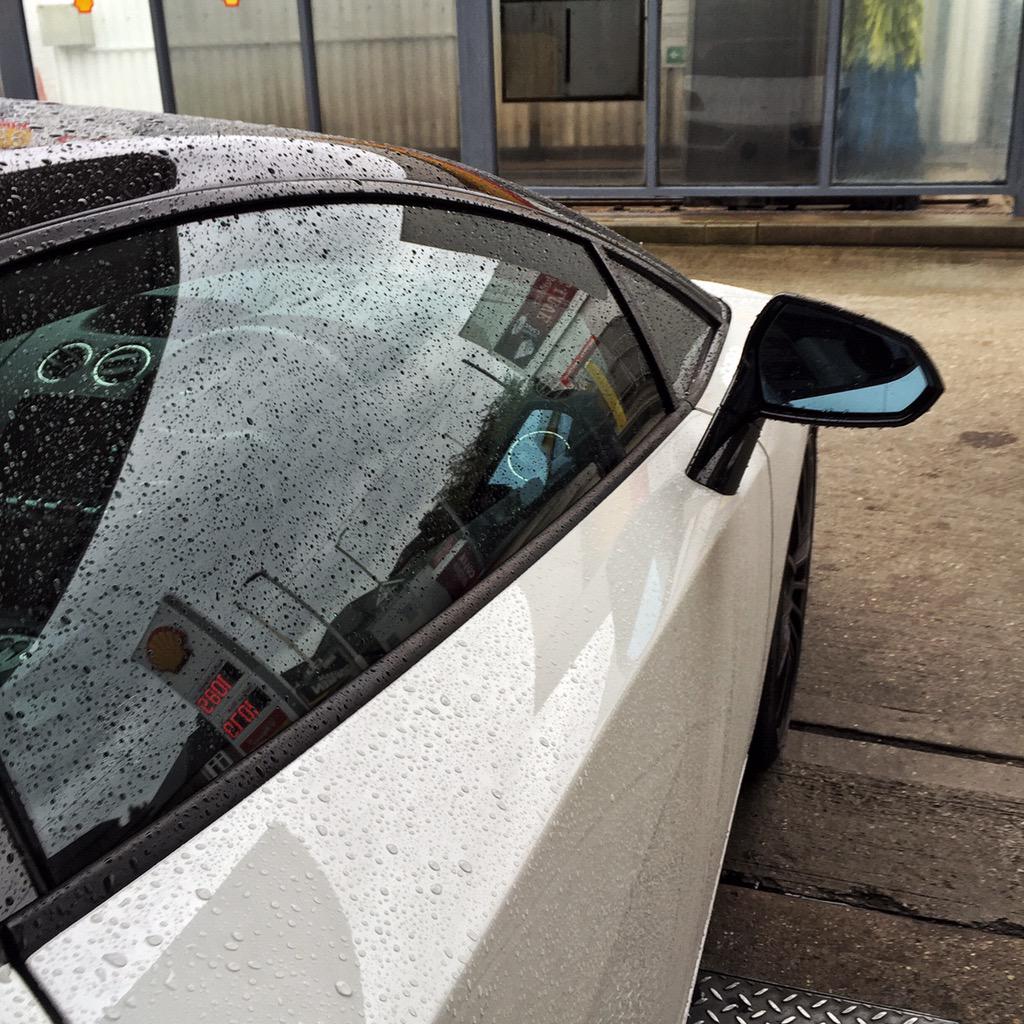 Avoid the M1 southbound into London at all costs. All lanes shut😔 Currently stuck with my engine off lol