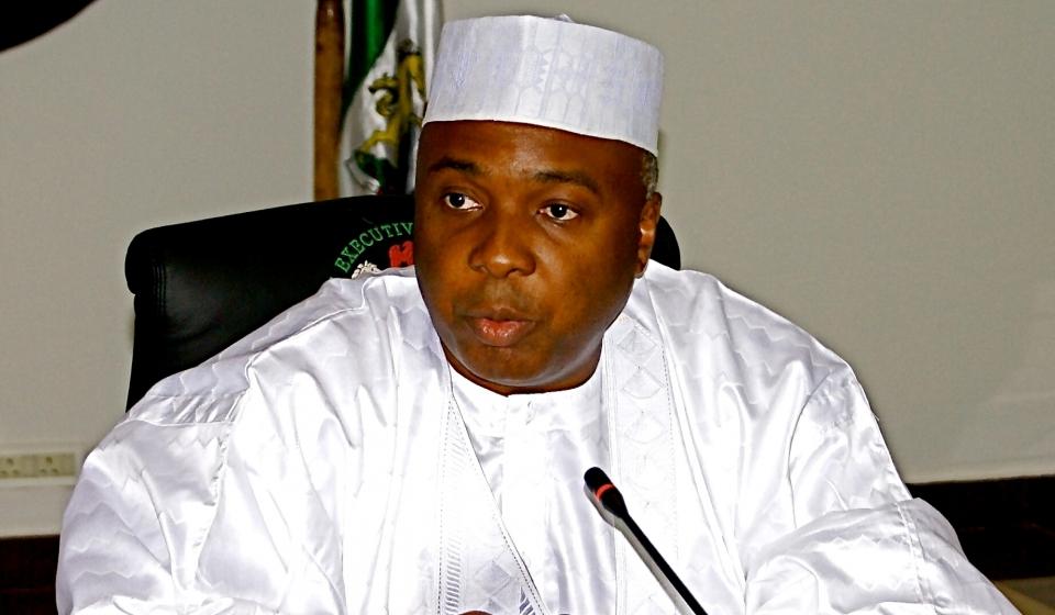 MorayoTVC's tweet photo. Alleged false assets declaration: Saraki absent from trial. http://t.co/LYBVLOJDLC http://t.co/kDhHSRcf5Z