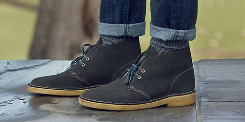 clarksshoes's tweet photo. Nothing says "hello autumn" like the #ClarksDesertBoot! Shop new season colours http://t.co/sk5bGIAmwV http://t.co/h5tyJXExZI