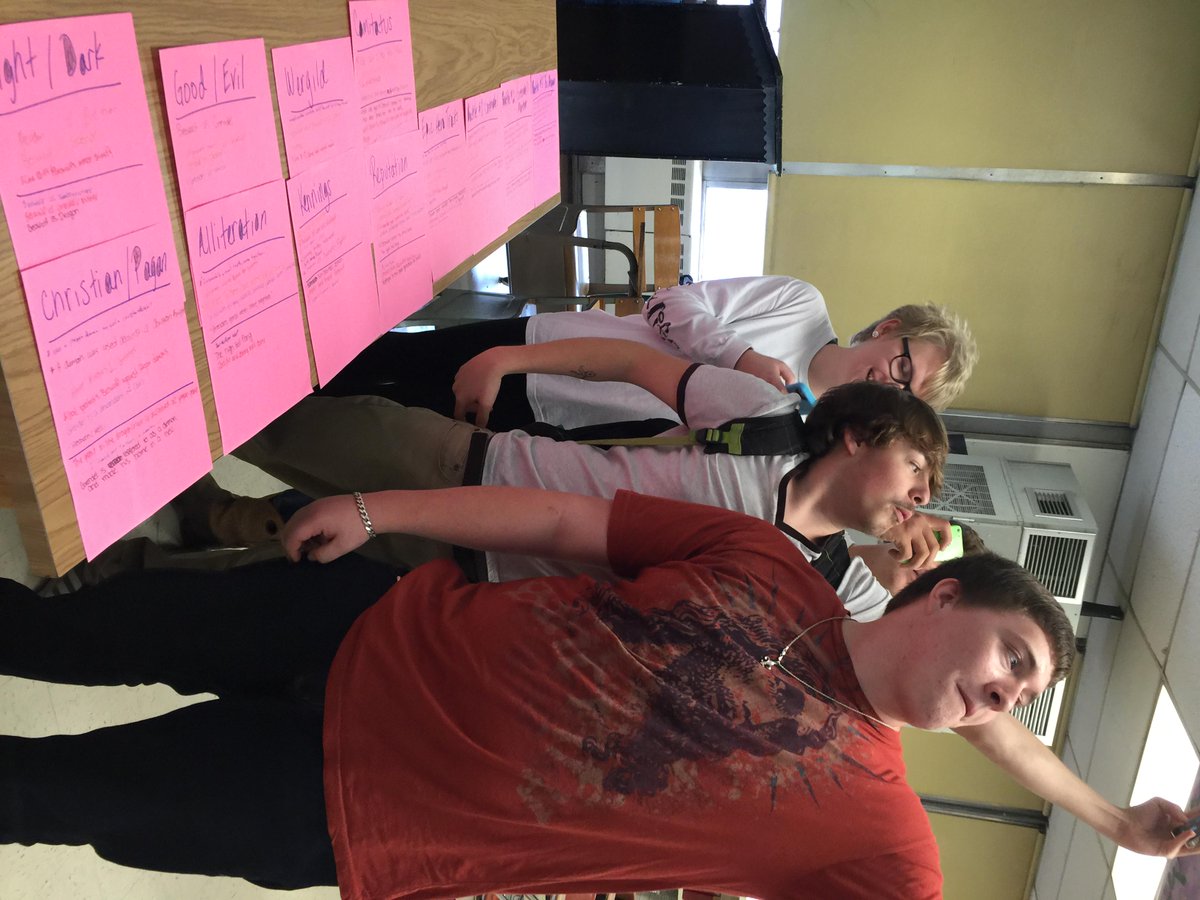 VHSCarmack's tweet photo. Beowulf Gallery Walk to review for tomorrow's test. #butfirstletmetakeaselfie #beowulf #takingpicsofnotes http://t.co/NPoKSimbIA