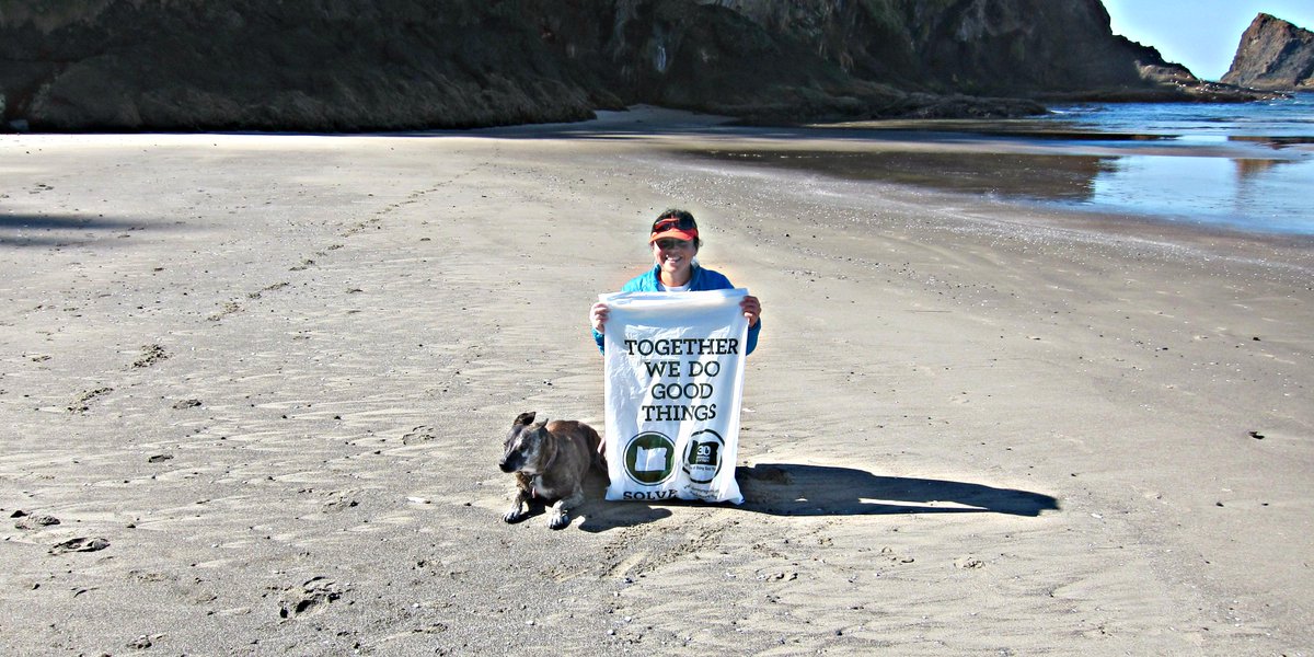 NicolePS's tweet photo. Had fun on International Coastal Cleanup Day in Neskowin, OR #2015cleanup #Oregoncleanup #AAOPlasticFree http://t.co/QMJOyS3DG7