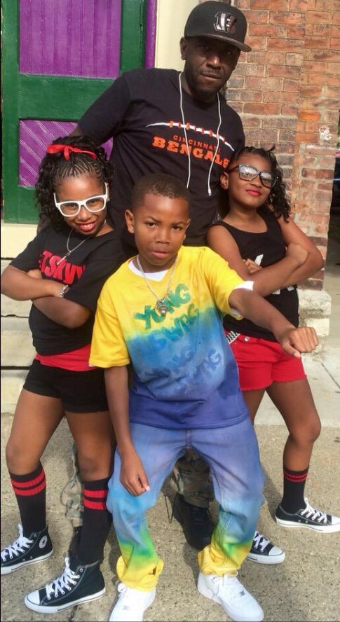 tiara_skyy0's tweet photo. Shout out to one of our greatest supporters Mr. C2 #teamdpcgirlz #yungswag #checkusoutonYouTube http://t.co/pxT39RKFaC