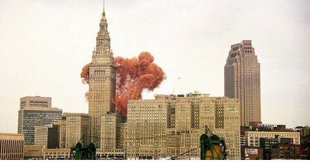 BucketLinks's tweet photo. Cleveland Released 1.5 Million Balloons As a Publicity Stunt, But It Turned In To a NIGHTMARE
http://t.co/gry1yDMl8l http://t.co/jIo6iDRkuH
