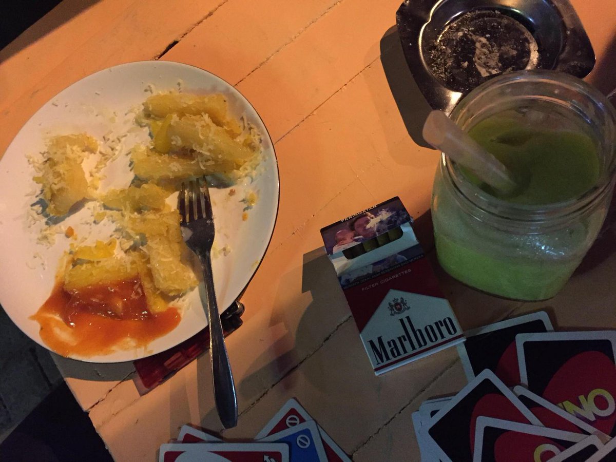 Tikarias's tweet photo. #amigos_cafe http://t.co/9InP5X9yRv